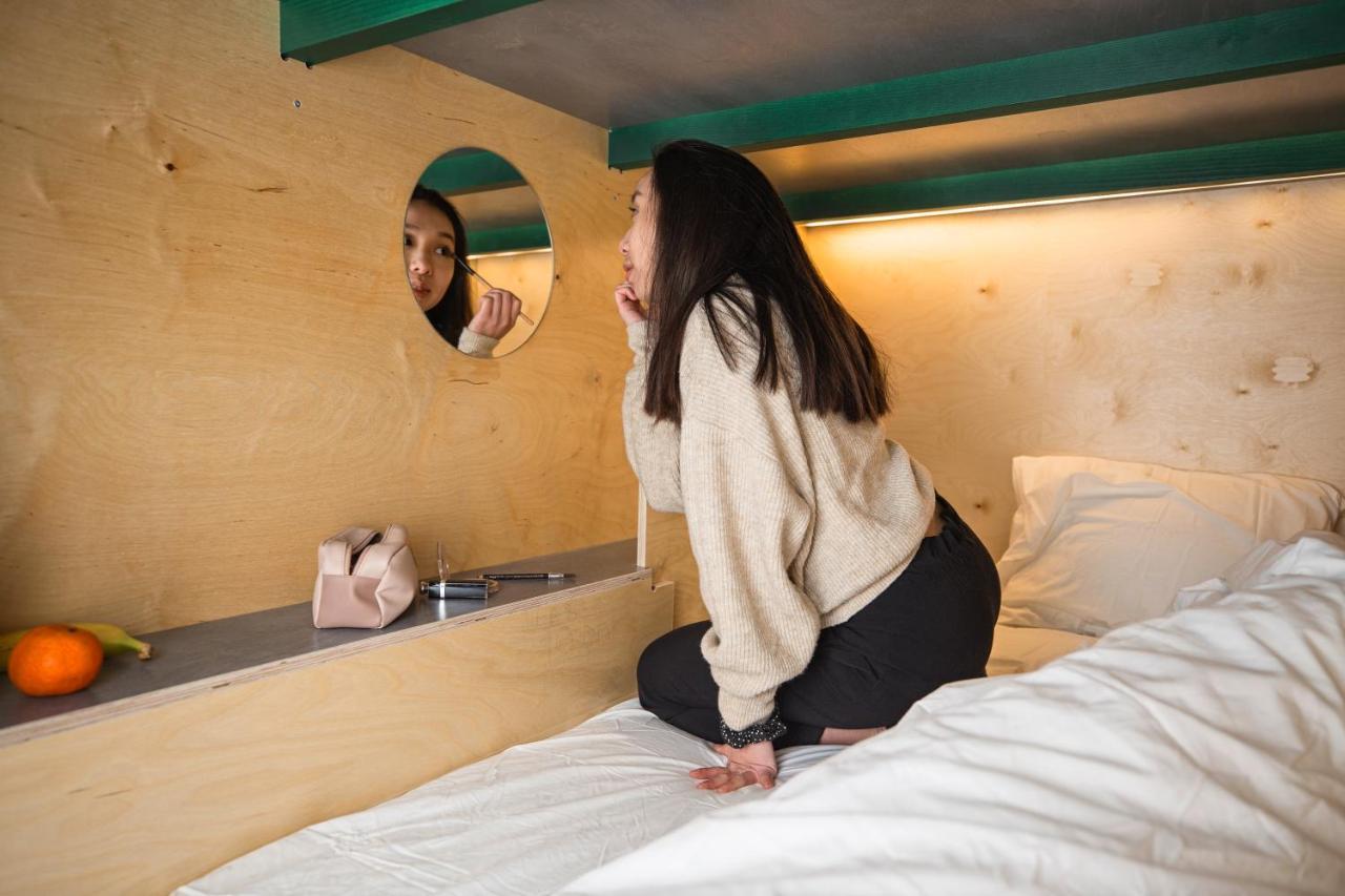 Green Marmot Capsule Hotel Zurich Exterior photo